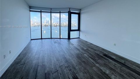 17111 Biscayne Blvd