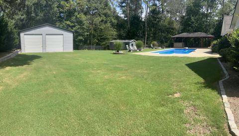 215 Iron Hill Rd
