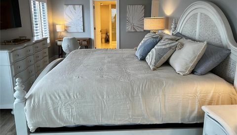 1465 GULF OF MEXICO DRIVE