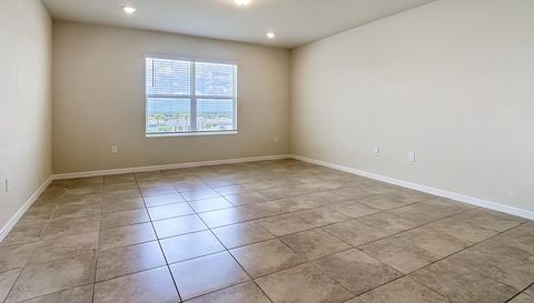 1539 Aspen Ave