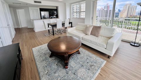 19501 W Country Club Dr