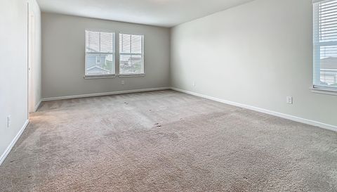 1823 Summer Serenity Dr