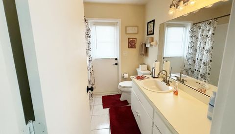 1015 Sorrento Woods Blvd