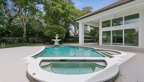 9017 GREAT HERON CIRCLE