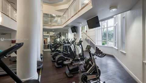 701 Brickell Key Blvd