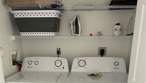 11720 Saint Andrews Pl