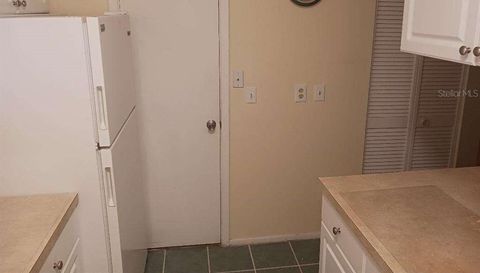 2716 HIDDEN LAKE BOULEVARD