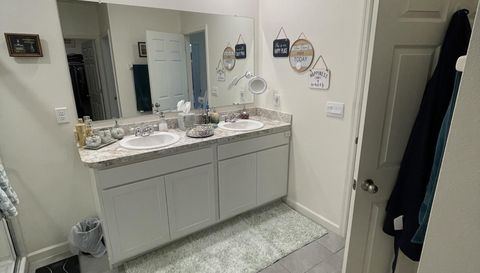 939 Remington Green Dr SE