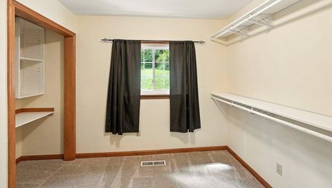 2200 Yellow Creek Rd