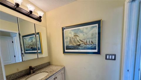 862 CYPRESS LAKES BOULEVARD