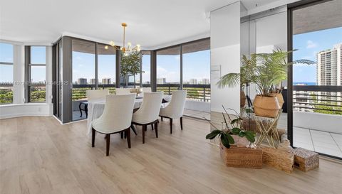 3500 Mystic Pointe Dr