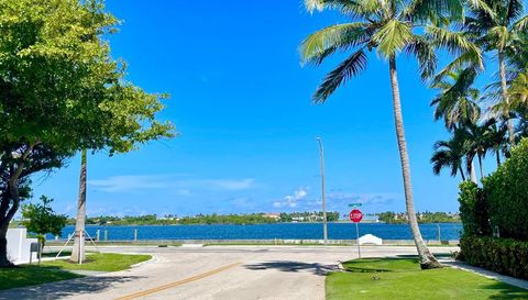 376 Forest Hill Boulevard