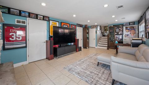 8426 W Betty Terrace