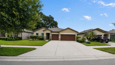 2130 Landside Dr