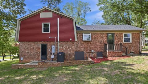 2404 Dulaire Rd