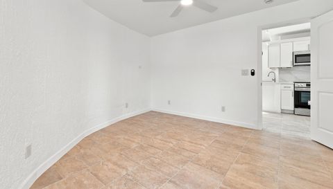 2881 Gentian Rd