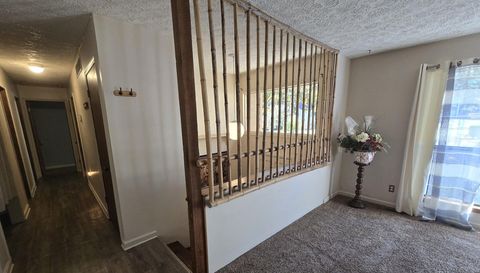 4093 Knotty Oak Trail