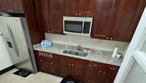 6052 TURKEY LAKE ROAD