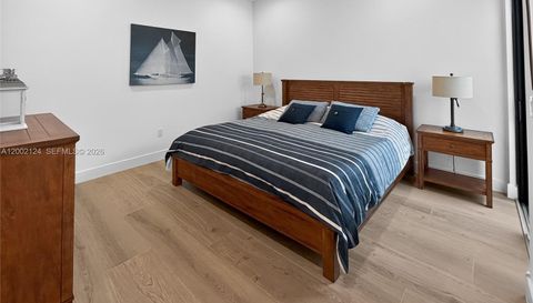 8871 New River Falls Rd