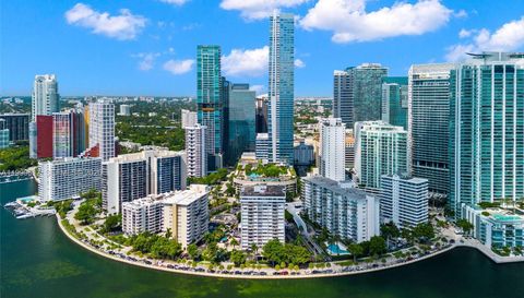 1420 Brickell Bay Dr