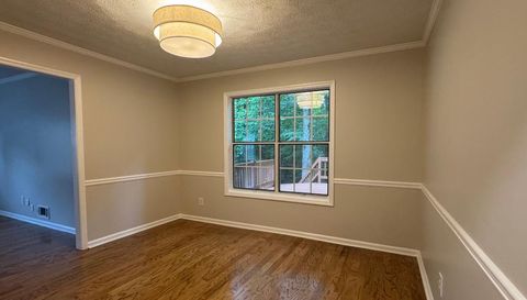385 Tyson Cir