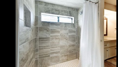 8427 Pheasant Glen Dr