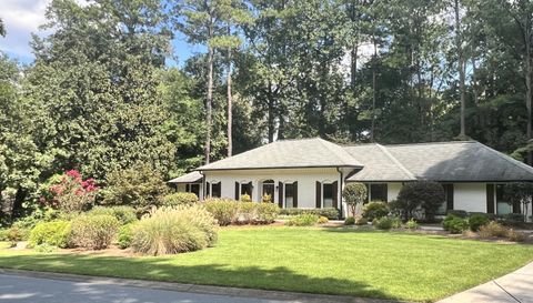 2759 Chimney Springs Dr