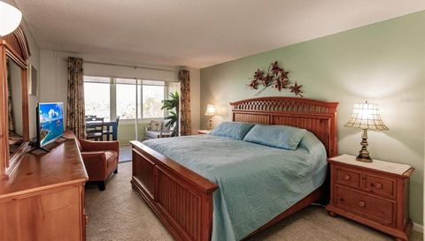 1255 E PEPPERTREE DRIVE
