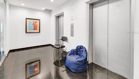 207 Calle Del Parque