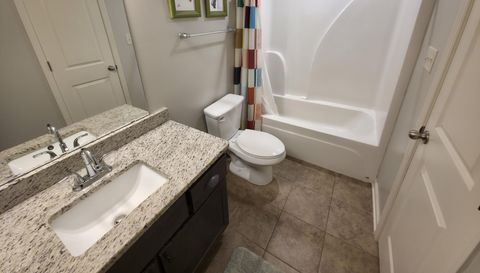 96 Oak Leaf Way