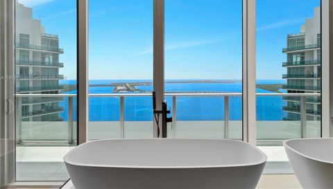 1300 Brickell Bay Dr