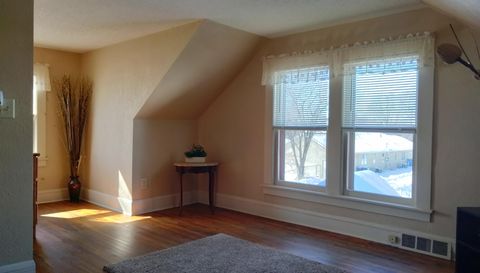 2511 Washington St NE