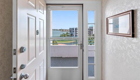 8040 SAILBOAT KEY BOULEVARD S