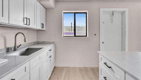 1165 Marseille Dr