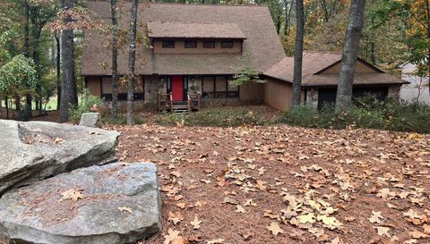 805 Nile Dr