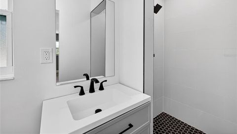 2141 INDIAN AVENUE S