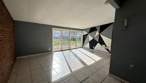 8414 Buckthorn Drive