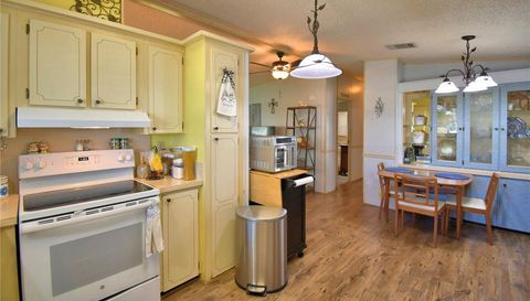 447 VILLAGE CIRCLE SW