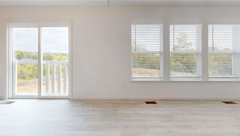 0 Lilac (Majestic Lakes)