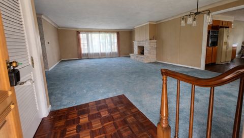 8 N Greenwood Avenue