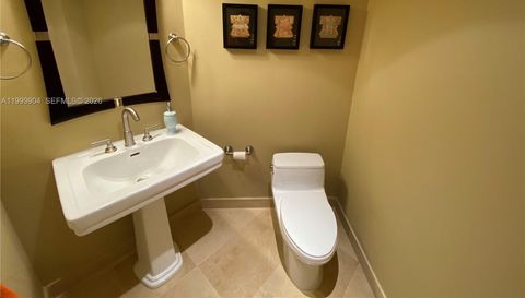 701 Brickell Key Blvd