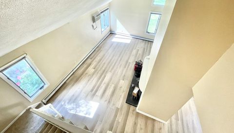 17 Yankee Glen Rd