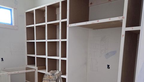 7048 Nichols Cove Dr