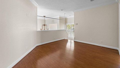 6135 Vista Linda Lane