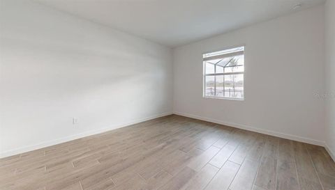 7949 LAKES EDGE LANE