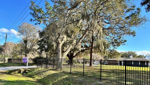 1800 GRANADA BOULEVARD