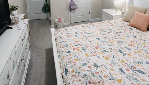 4334 Redford Valley Rd