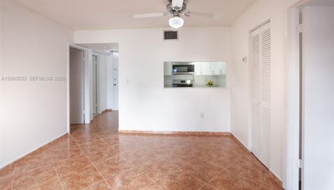 995 Sw 84th Ave