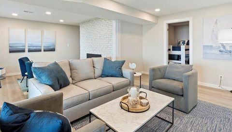 1725 White Cloud Drive N