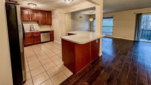 13453 Coliseum Drive